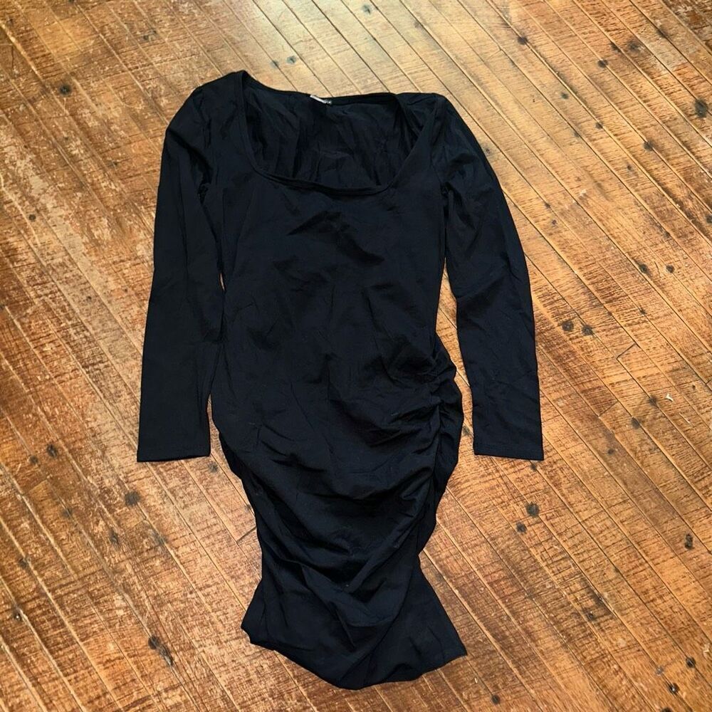 Venus mermaid black knit M square neck mini dress